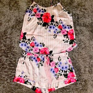 Victoria’s Secret sleep set